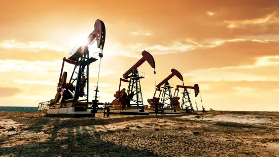 中鑫优配 国际油价周二收高 贸易战缓和与美对俄施压双重提振